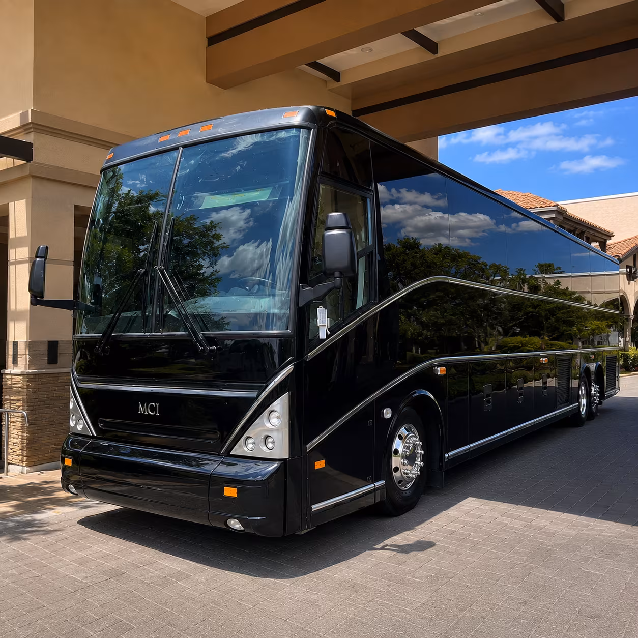 charter bus rentals to deming and alamogordo wineries from las cruces